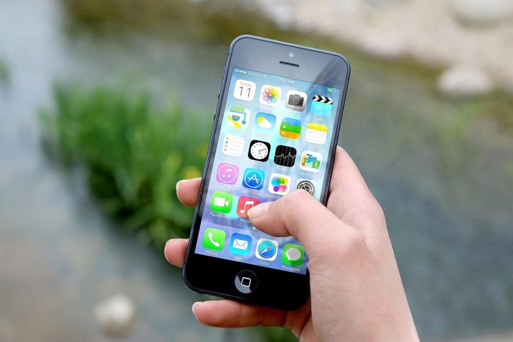 What to Look for When You Hire Mobile App Developers for Enterprise AI Projects 
